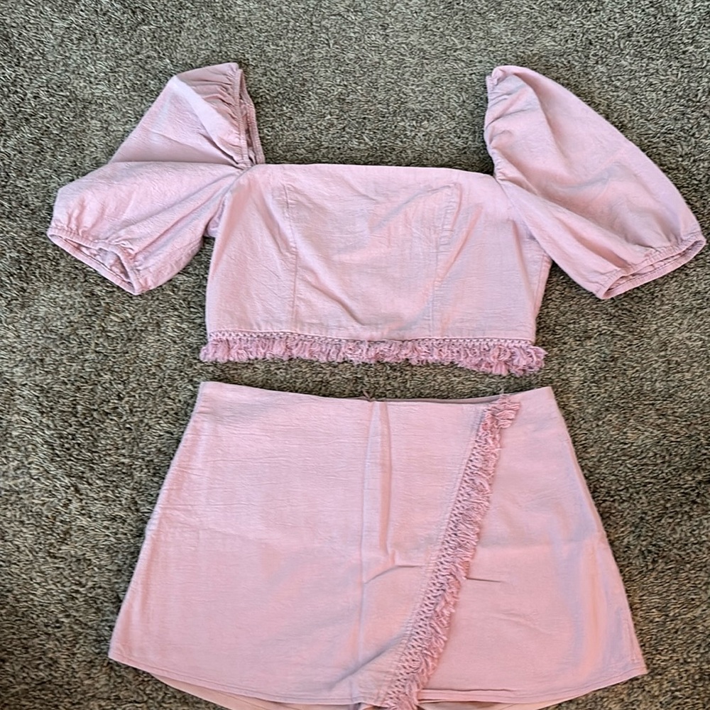 Women’s medium pink two-piece set